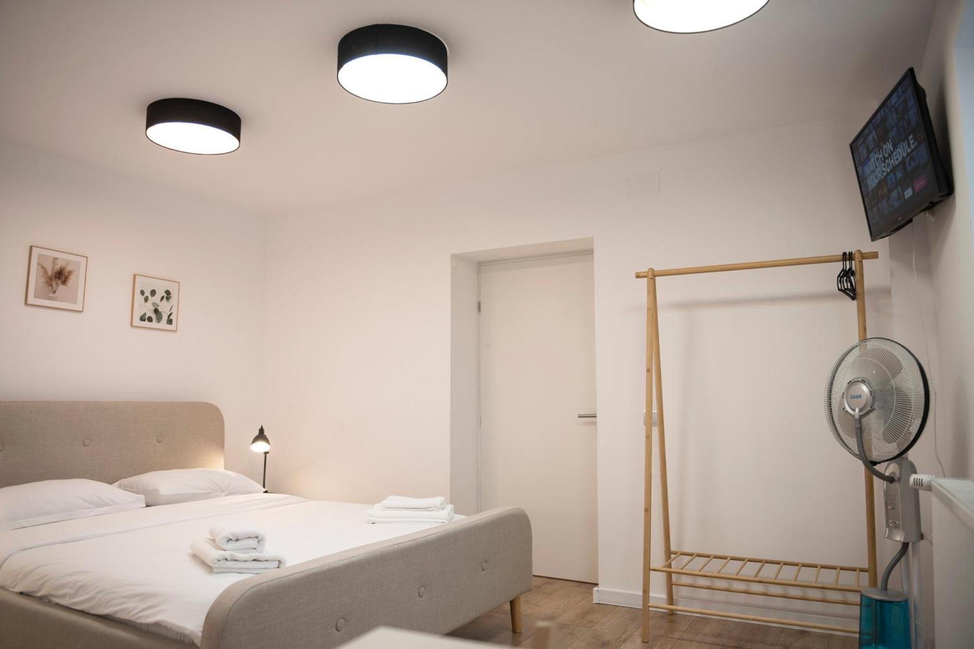 Lazynest Residence Bukarest Szoba fotó