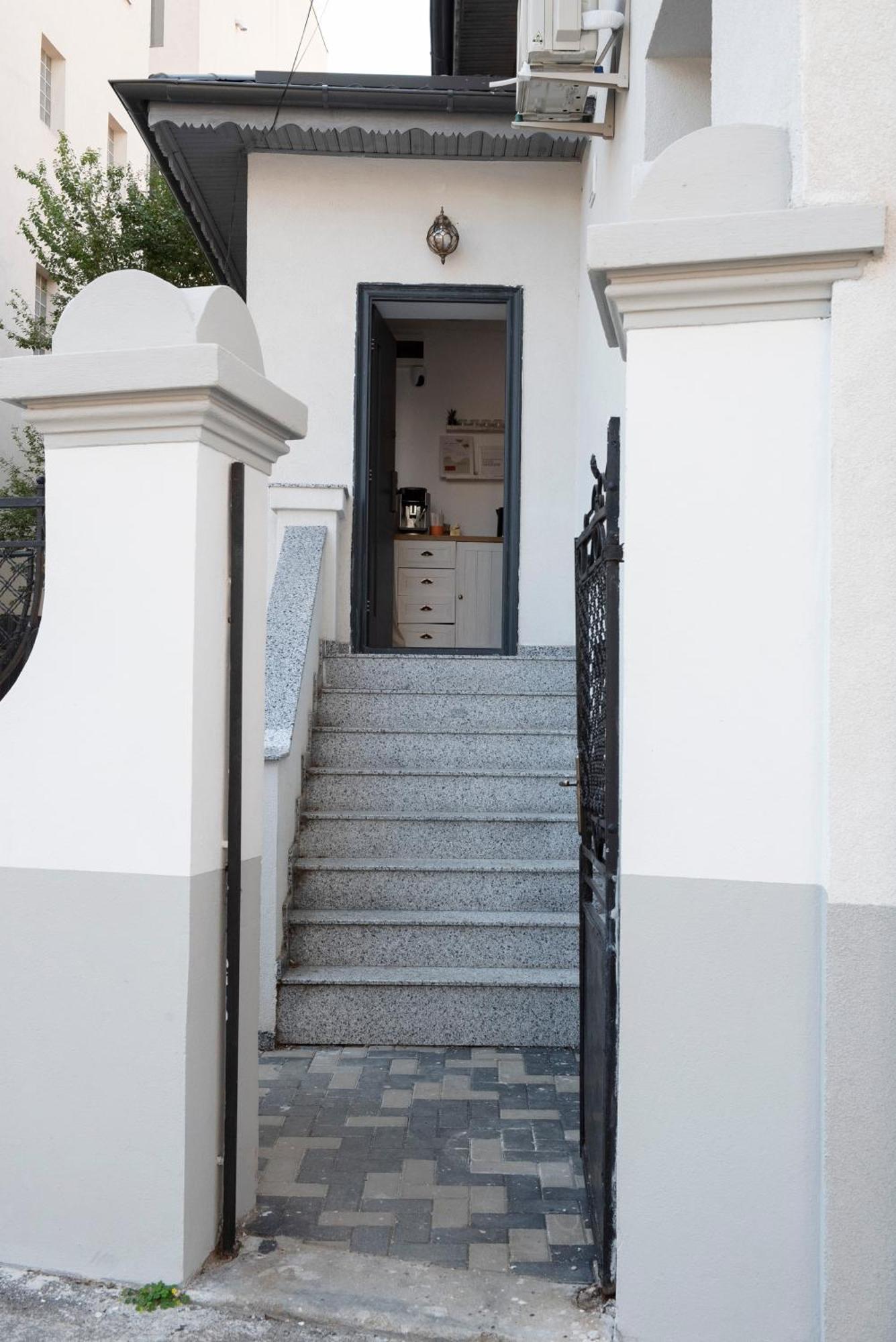 Lazynest Residence Bukarest Kültér fotó
